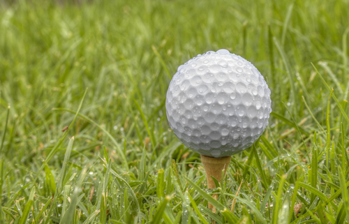 ¿Cómo jugar al golf en días lluviosos?
